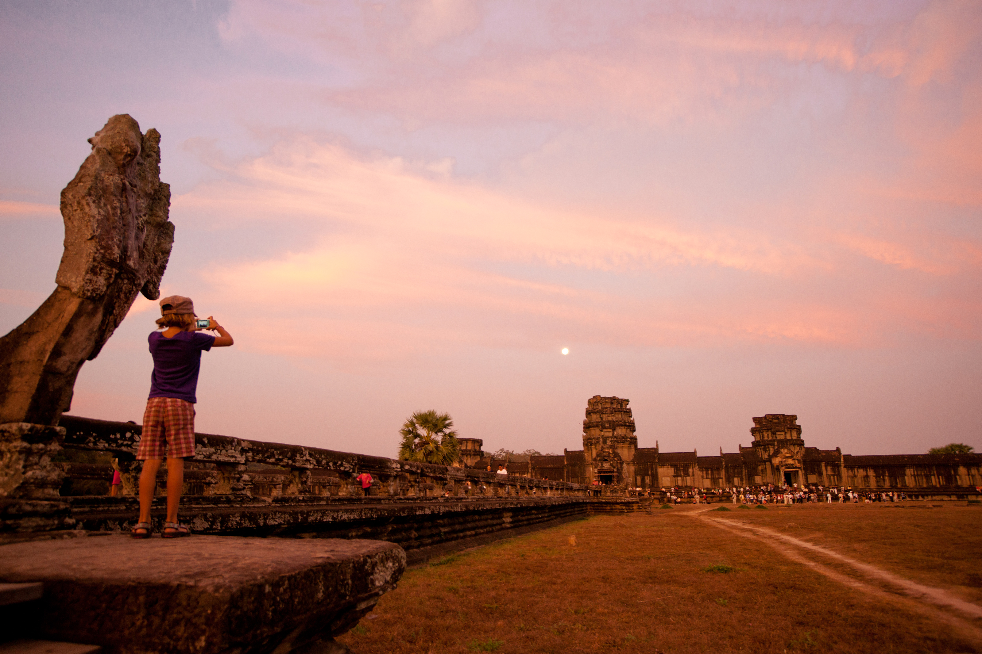 How to Capture Drama in Your Travel Photos from Me Ra Koh in Angkor Wat, Cambodia
