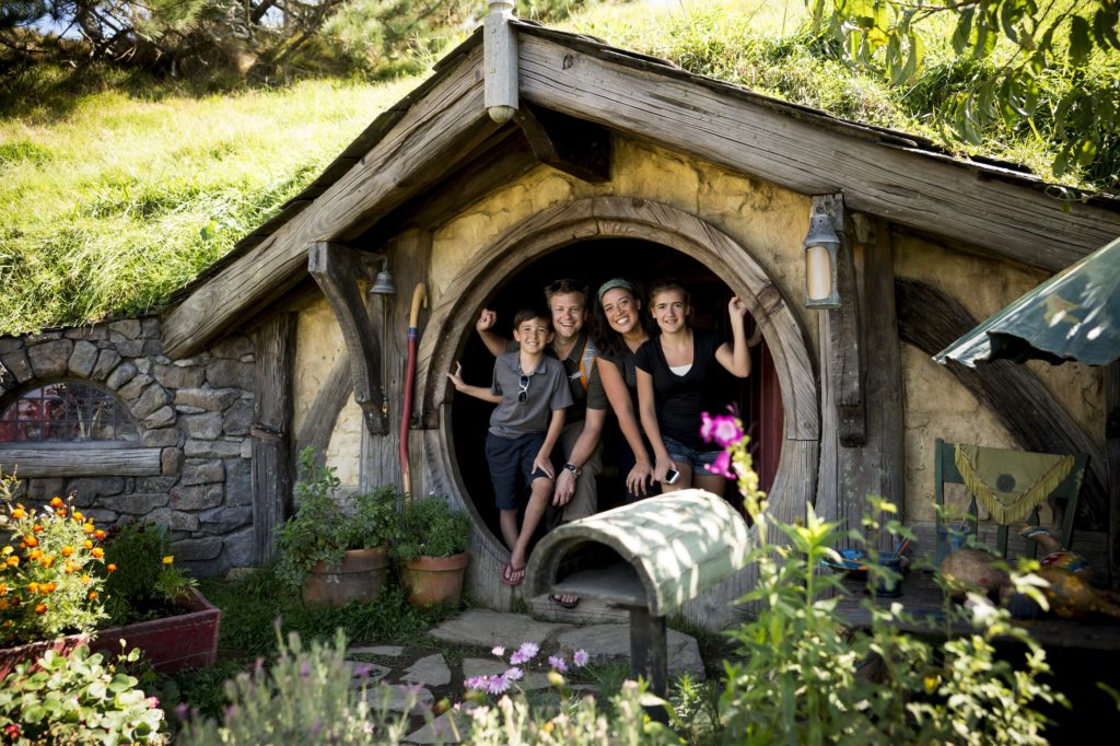Family-Friendly Activities in New Zealand from Me Ra Koh and Adventure Family. Start with visiting Hobbiton from Lord of the Rings!