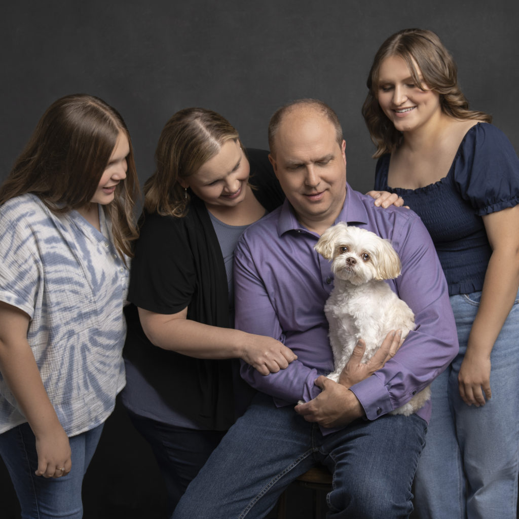 Family Portrait with Puppy, FIORIA by Me Ra Koh, a luxury photography experience for family and women